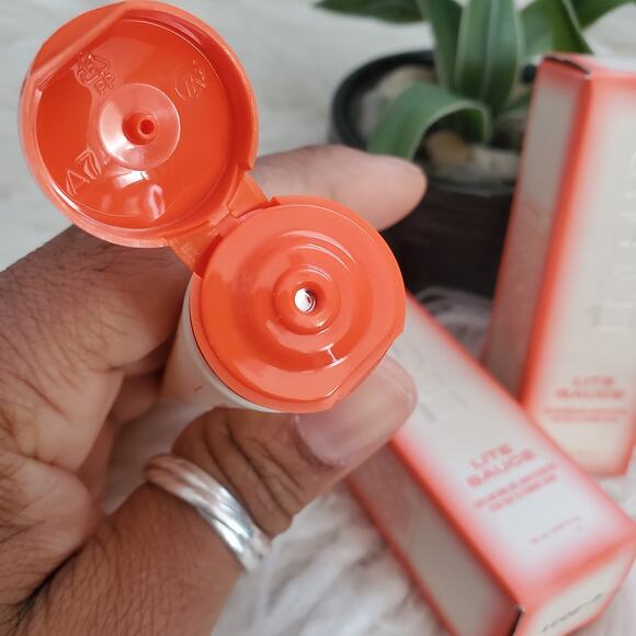 ITEM Lite Sauce Balancing Gel Moisturizer For Oily & Combo Skin Mini Bundle - Picture 6 of 6